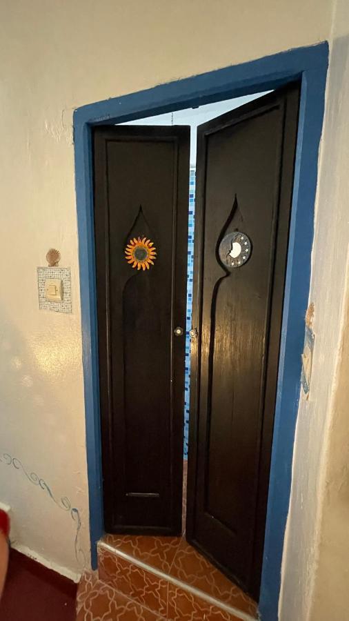Hathor ,Casa Marroqui Con Dos Terrazas En La Medina Antigua , Ideal Parejas!! Wifi!! Asilah Bagian luar foto