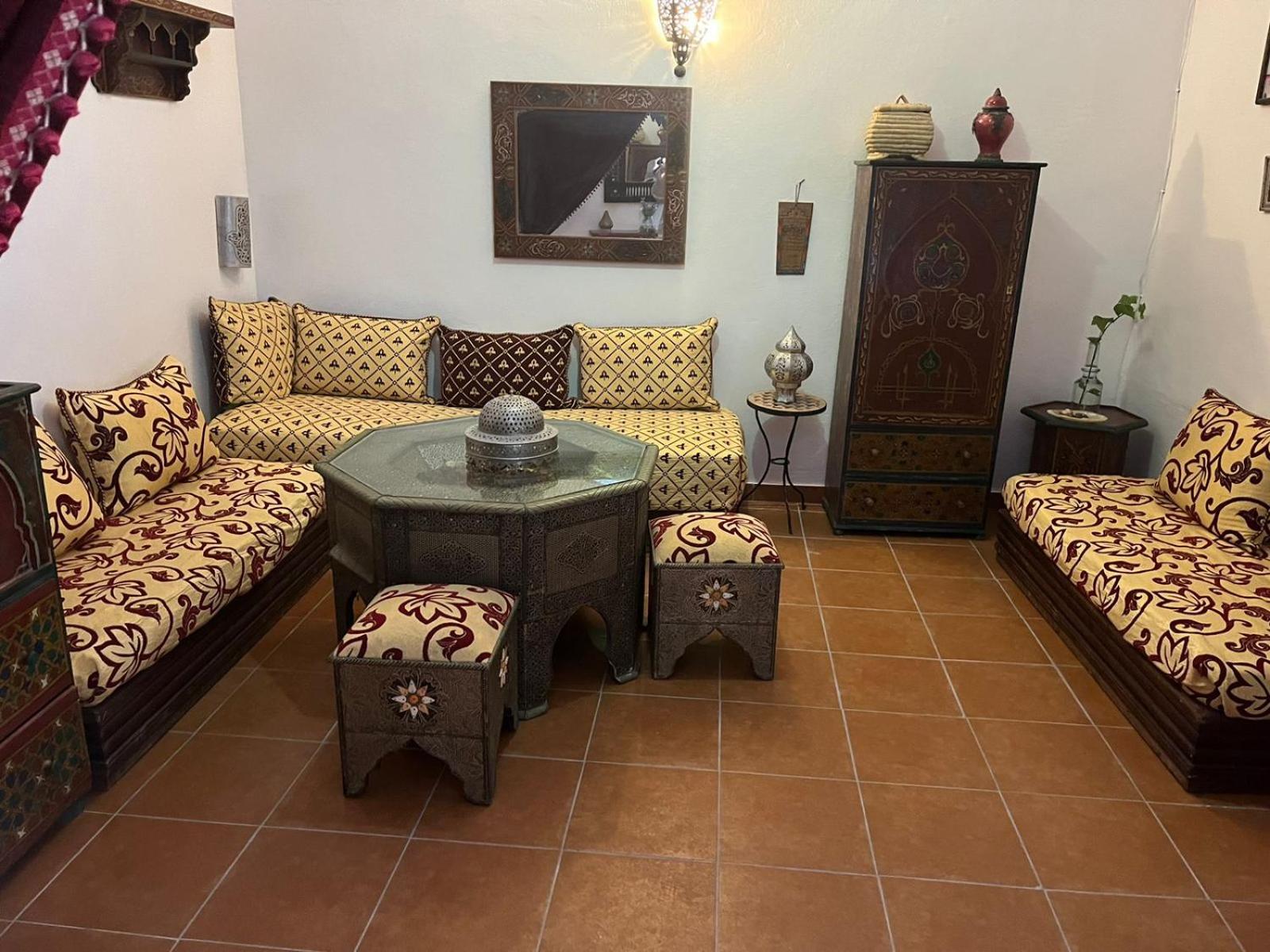 Hathor ,Casa Marroqui Con Dos Terrazas En La Medina Antigua , Ideal Parejas!! Wifi!! Asilah Bagian luar foto