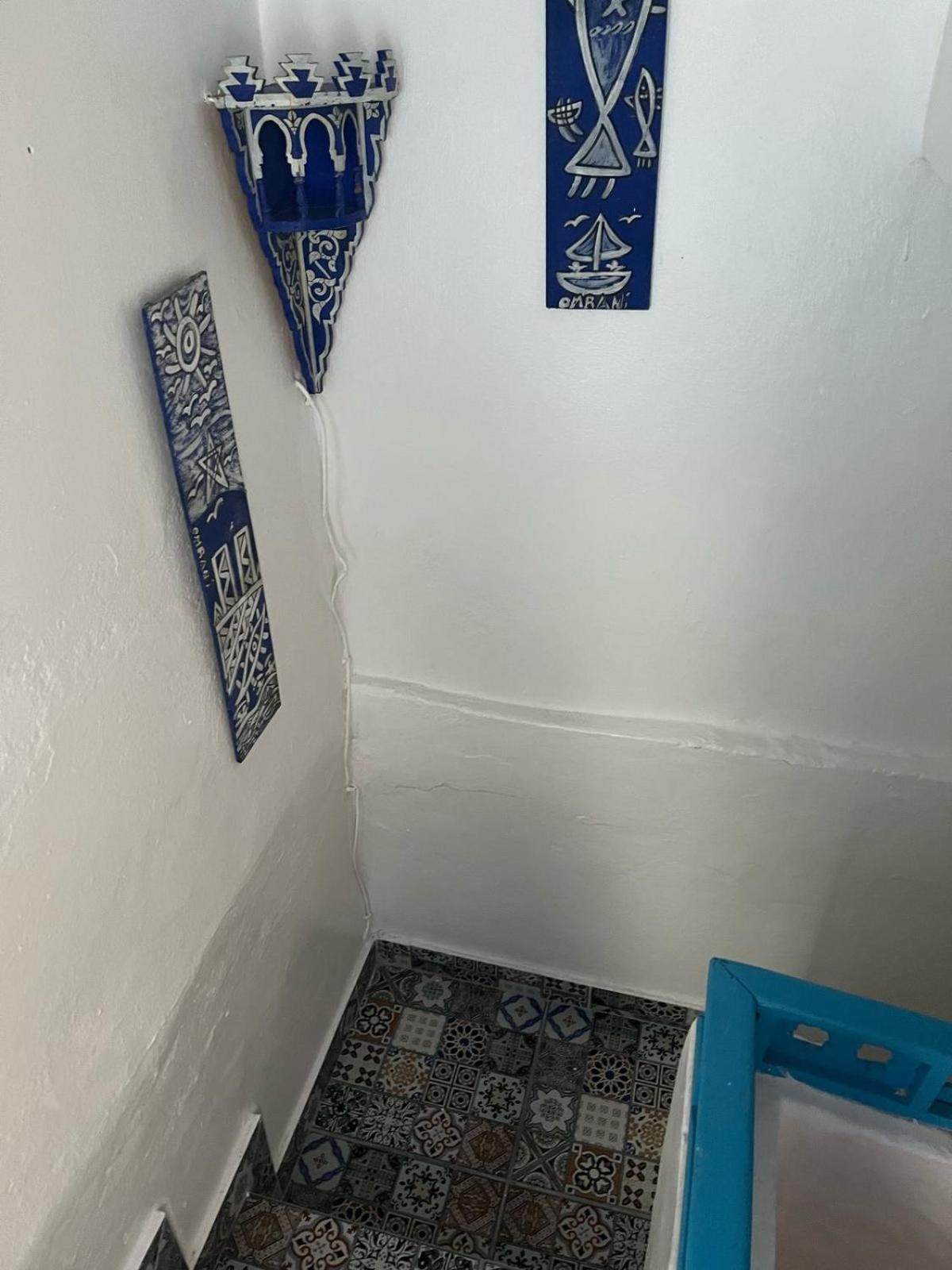 Hathor ,Casa Marroqui Con Dos Terrazas En La Medina Antigua , Ideal Parejas!! Wifi!! Asilah Bagian luar foto